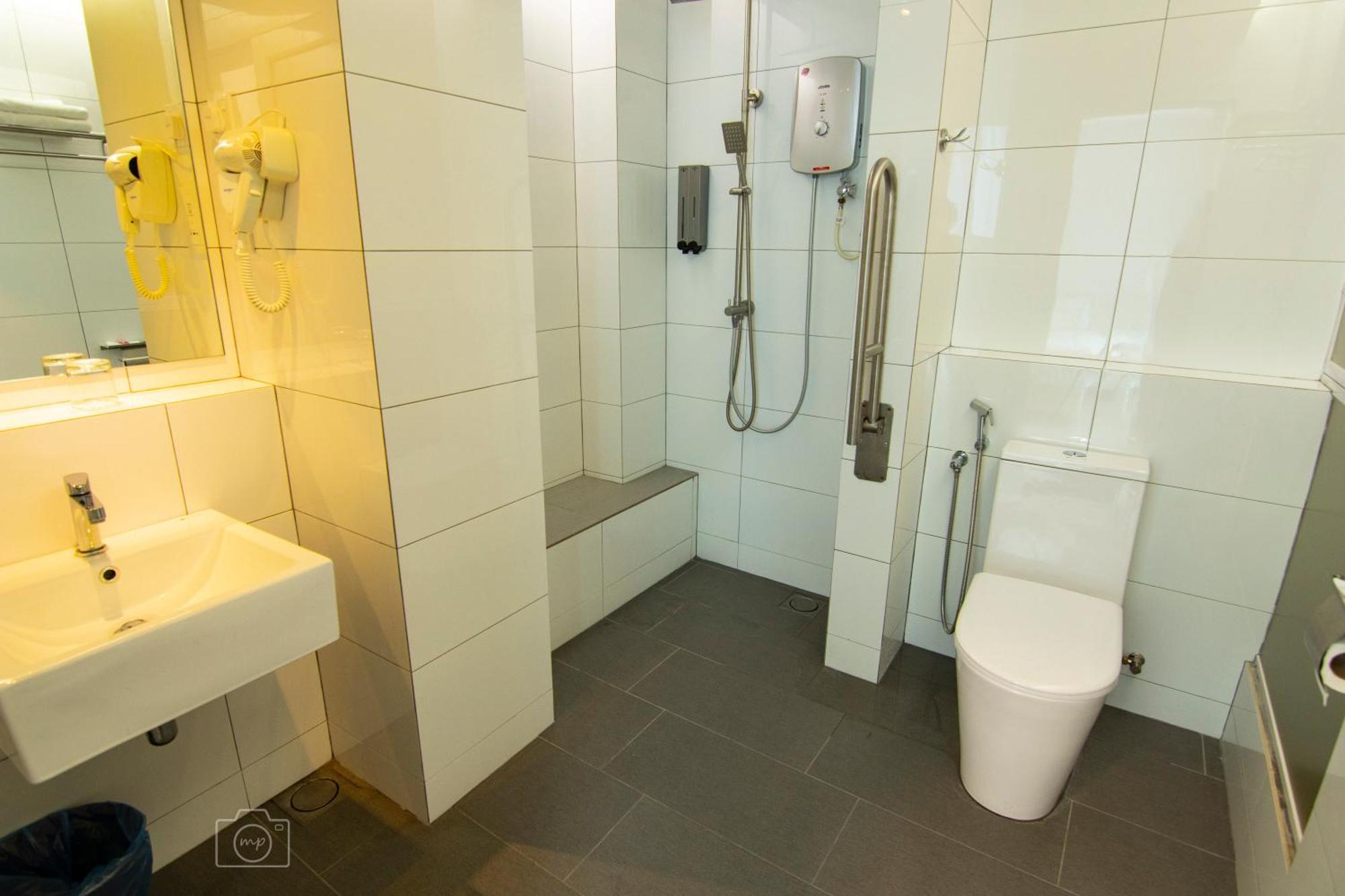Legacy Hotel Ίπο Εξωτερικό φωτογραφία